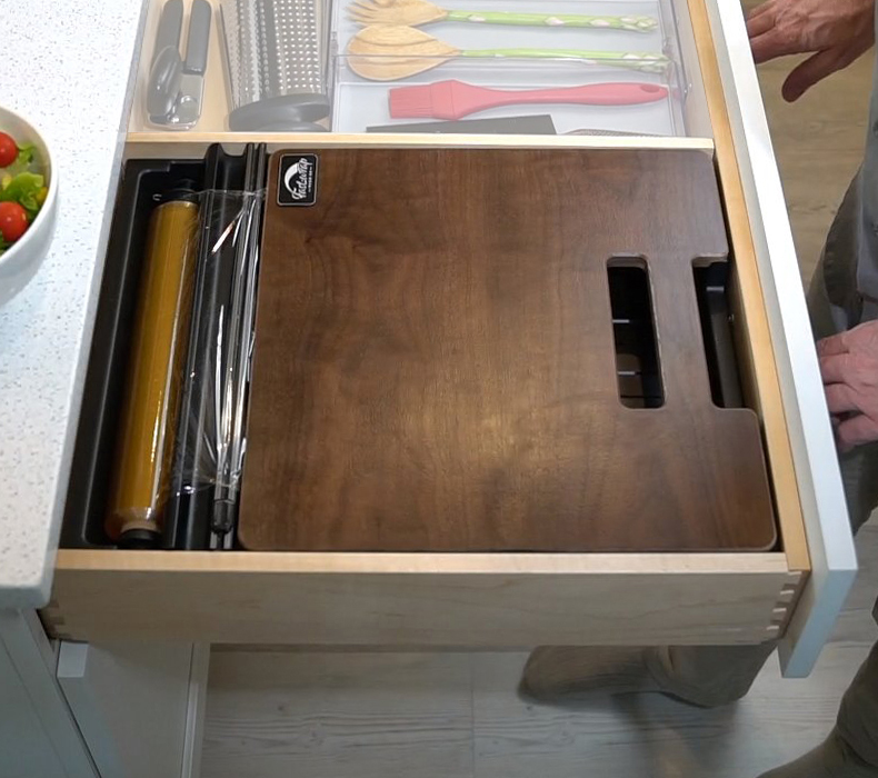 food-wrapping-station-1