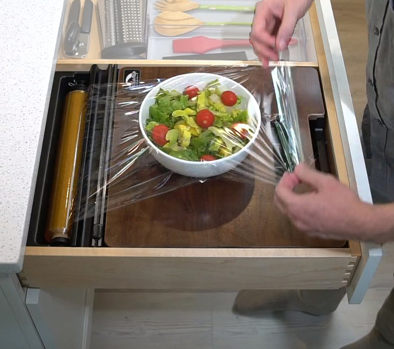 food-wrapping-station-3